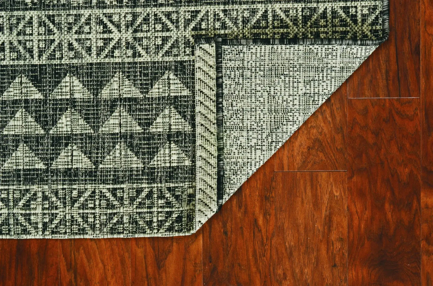 8' Round Charcoal Southwestern Indoor Outdoor Area Rug - Homeroots - Flyclothing LLC