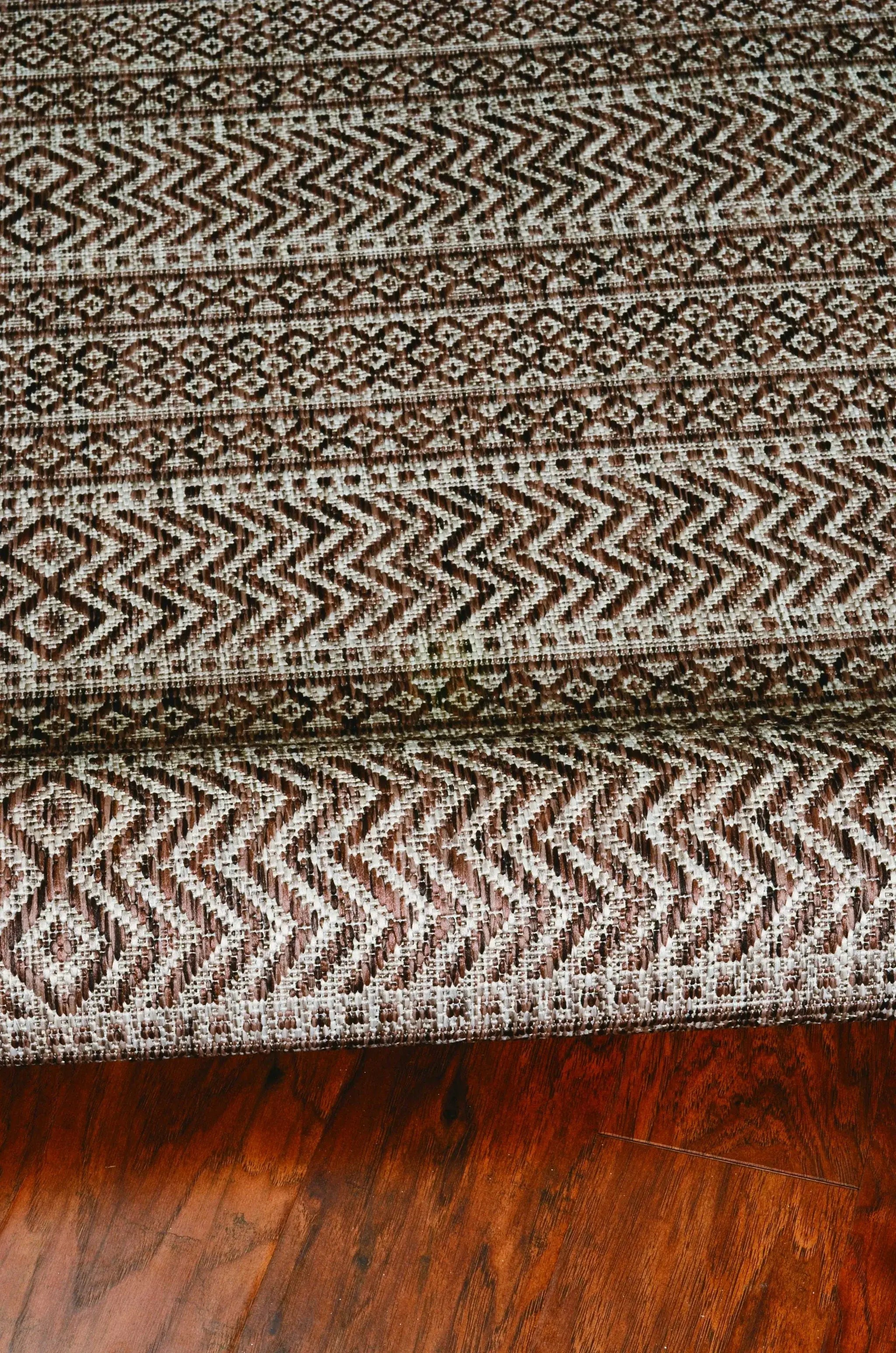8' X 11' Mocha Geometric Patterns Indoor Area Rug - Homeroots - Flyclothing LLC