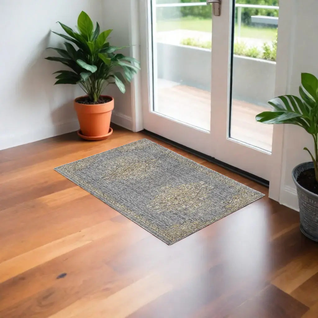 3' X 5' Slate Grey Medallion Bordered Wool Indoor Area Rug - Homeroots - Flyclothing LLC