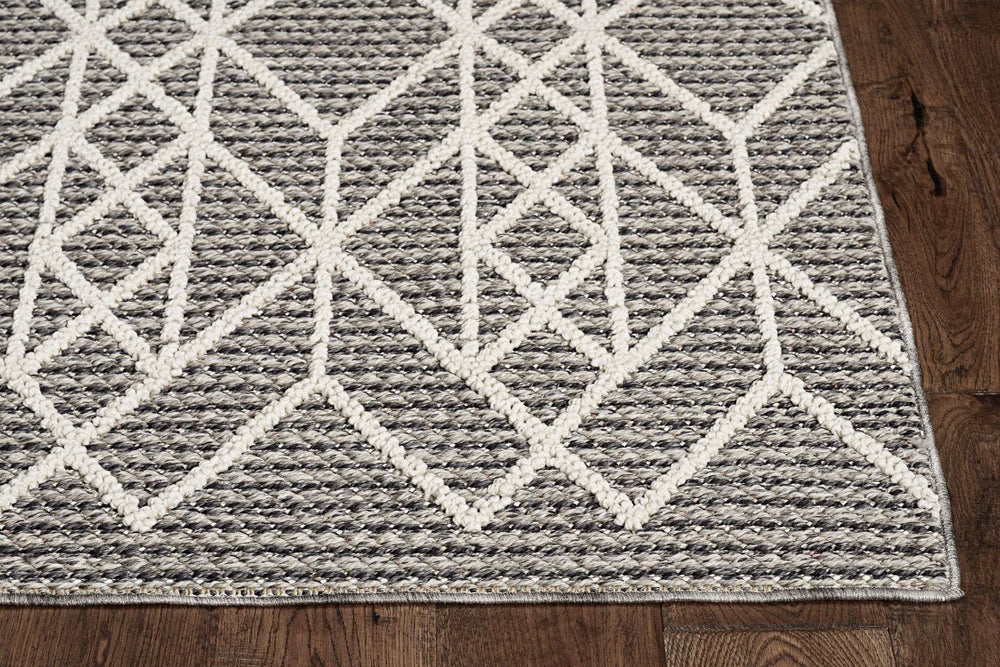 7' X 9' Gray Geometric Indoor Outdoor Area Rug - Homeroots - Flyclothing LLC