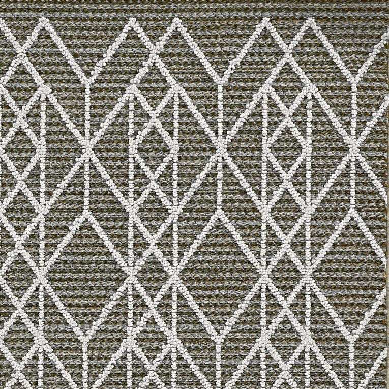 7' X 9' Gray Geometric Indoor Outdoor Area Rug - Homeroots - Flyclothing LLC