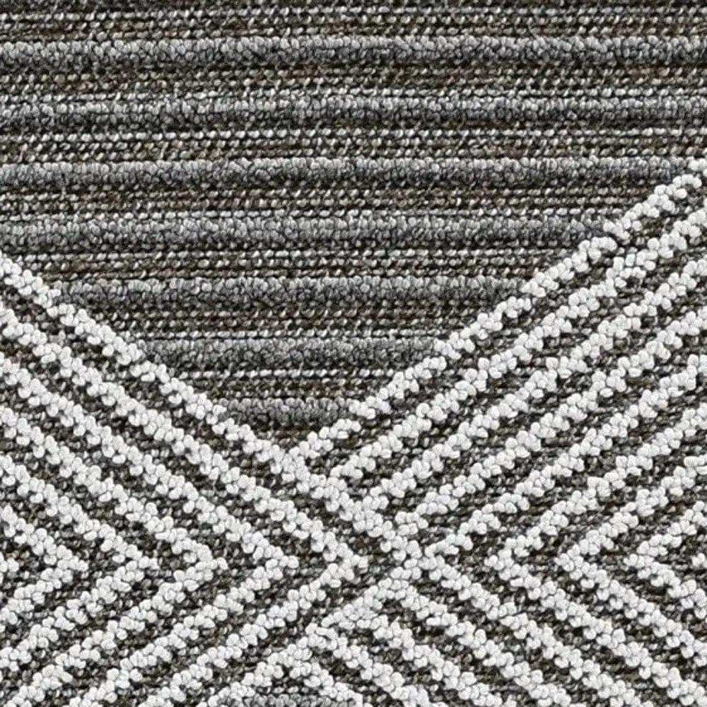 4' X 6' Gray and Ivory Geometric Area Rug - Homeroots - Flyclothing LLC
