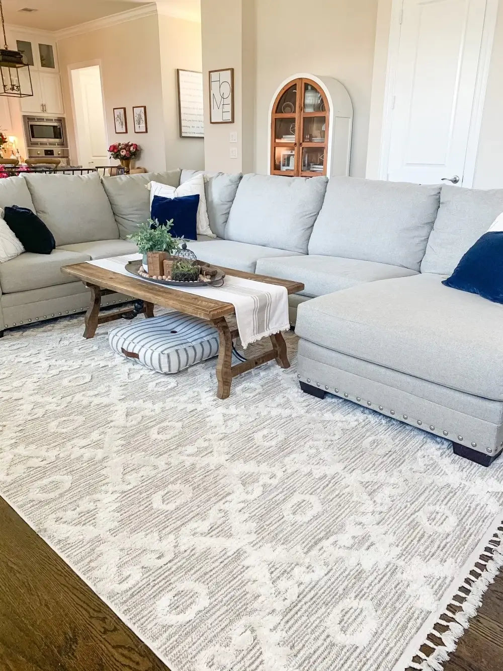 8' X 11' Ivory Beige Diamond Area Rug - Homeroots - Flyclothing LLC