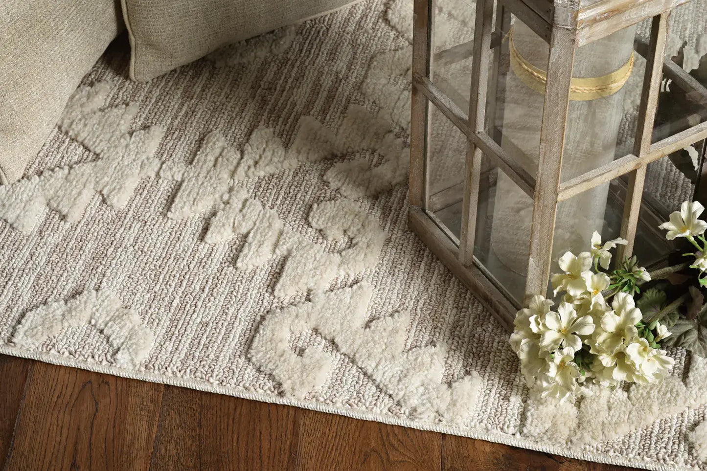 9' X 13' Beige and Ivory Geometric Area Rug - Homeroots - Flyclothing LLC