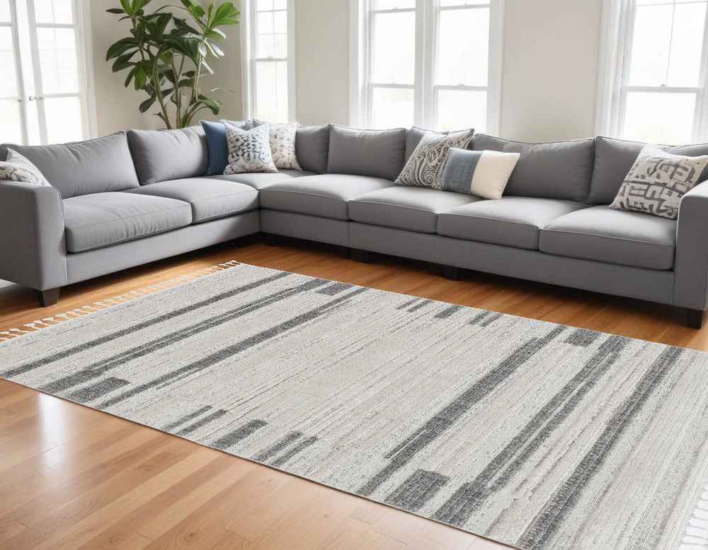 94 X 130 Ivory  Grey Polyester Rug - Homeroots