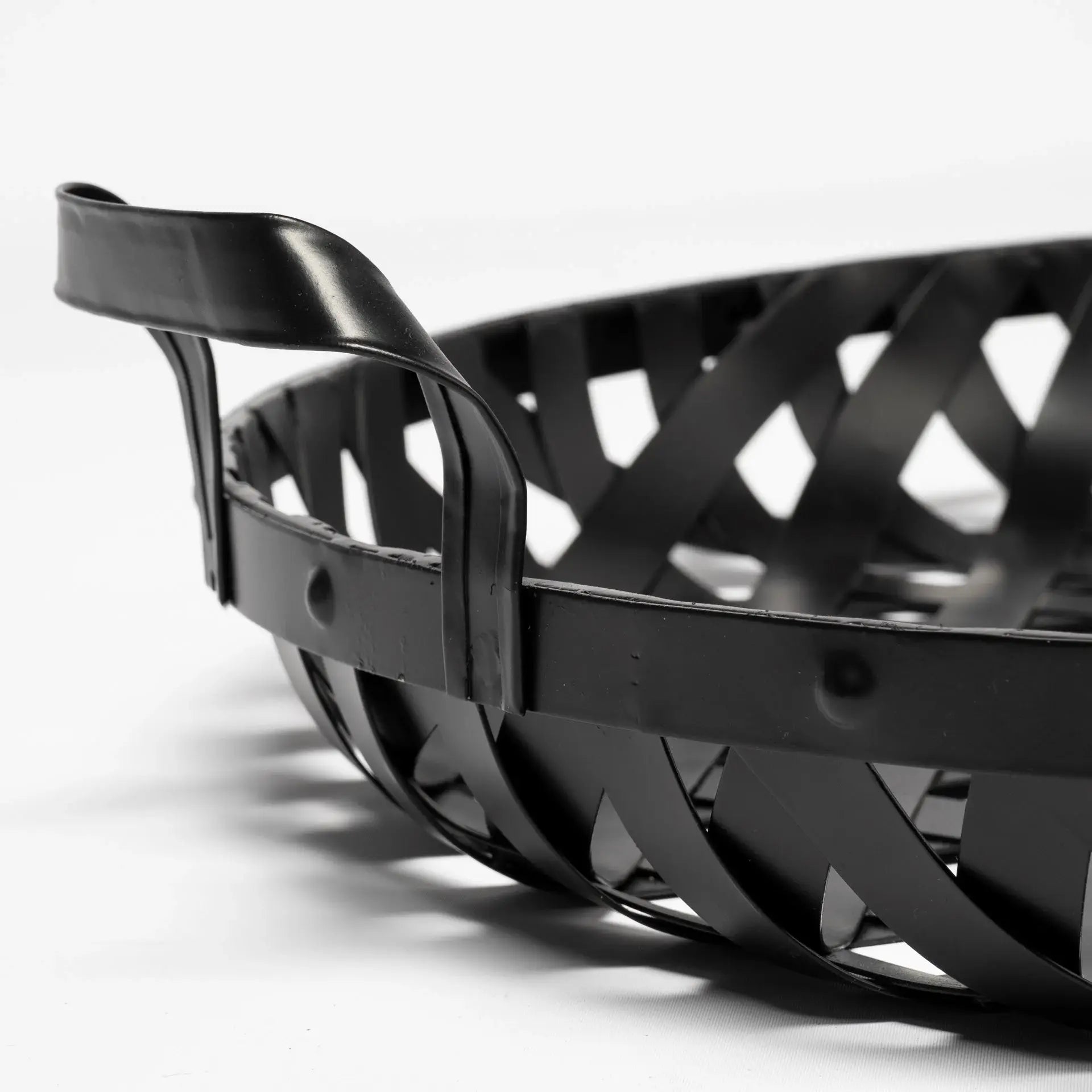 Set of Two Black Round Metal Indoor Outdoor Tray With Handles - Homeroots - Flyclothing LLC