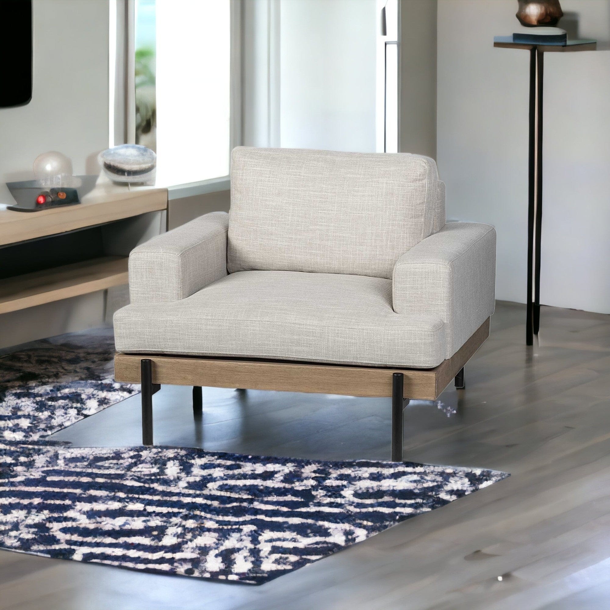 41" Cream And Black Fabric Arm Chair - Homeroots - Flyclothing LLC