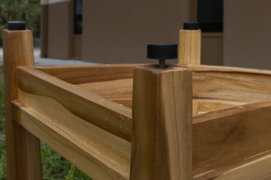 19" X 22" Natural Teak Corner Shower Bench With Shelf - Homeroots - Flyclothing LLC