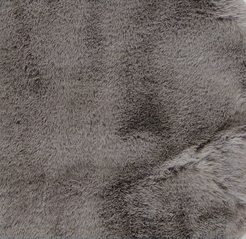 Luxe Faux Rabbit Fur Rectangular Rug 5' X 8' - Grey - Homeroots - Flyclothing LLC