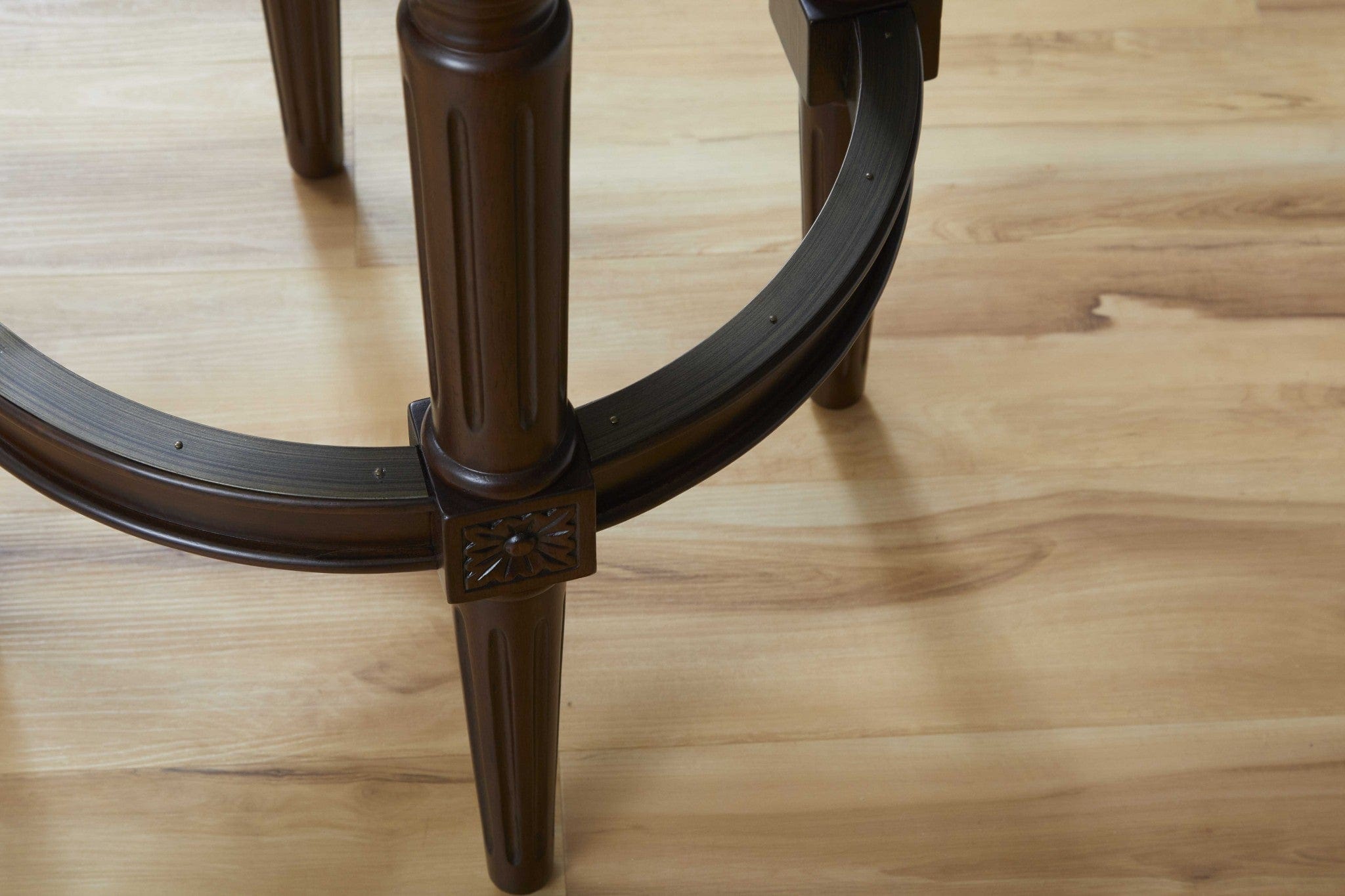 31" Wood Brown Faux Leather And Solid Wood Swivel Backless Counter Height Bar Chair - Homeroots - Flyclothing LLC