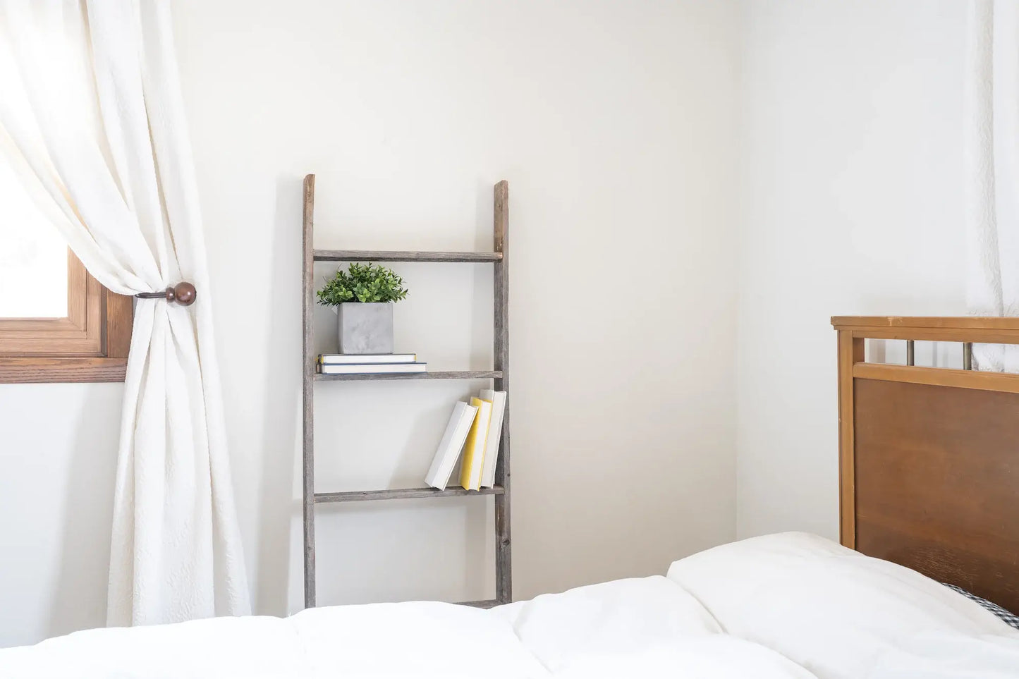 5 Step Rustic Weathered Grey Wood Ladder Shelf - Homeroots - Flyclothing LLC