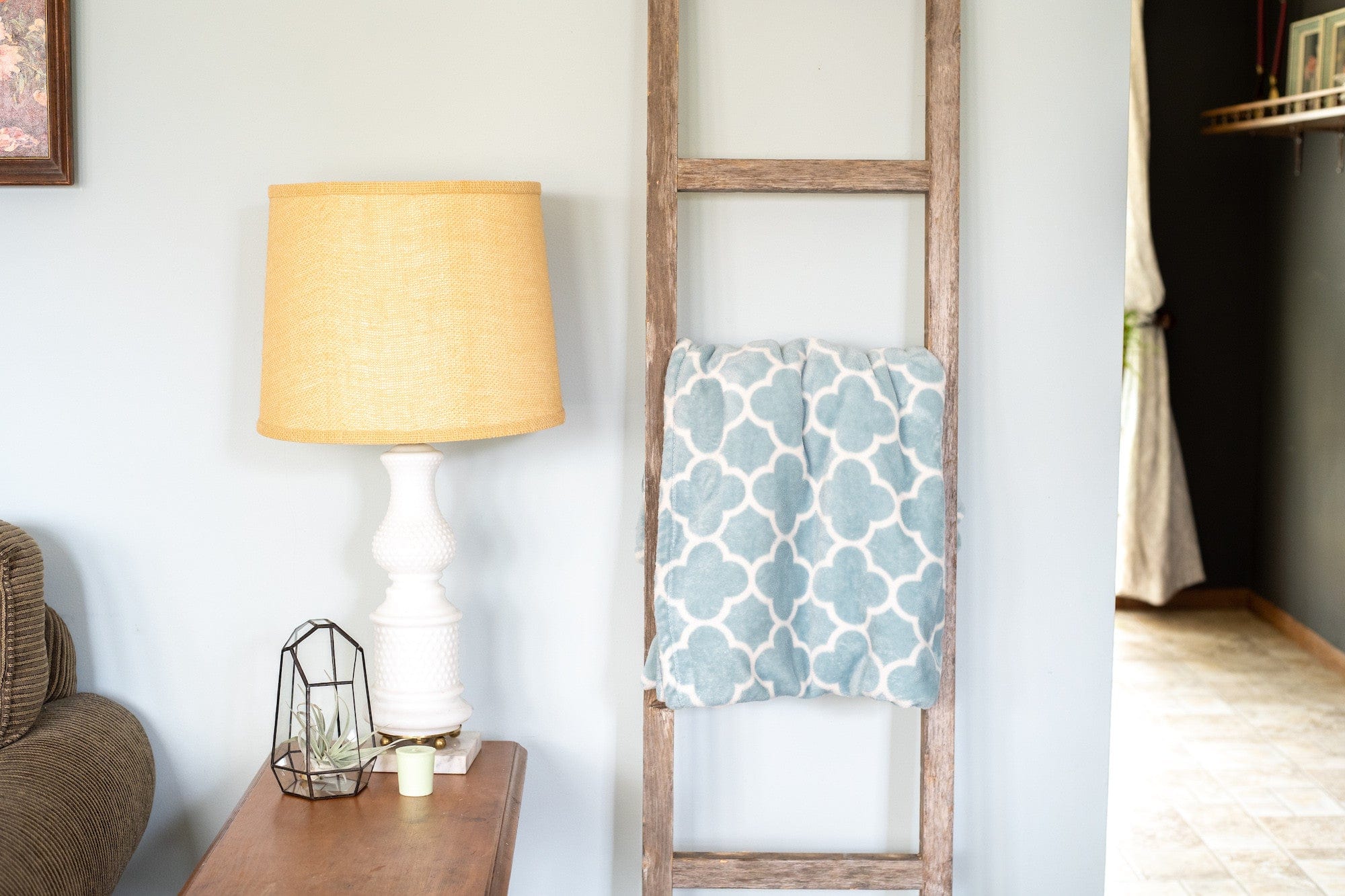 48" Gray Rustic Four Step Wood Ladder Shelf - Homeroots - Flyclothing LLC