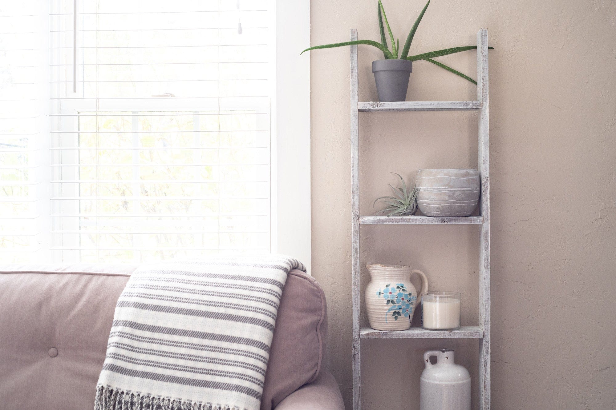 49" Whitewash Rustic Four Step Wood Ladder Shelf - Homeroots - Flyclothing LLC