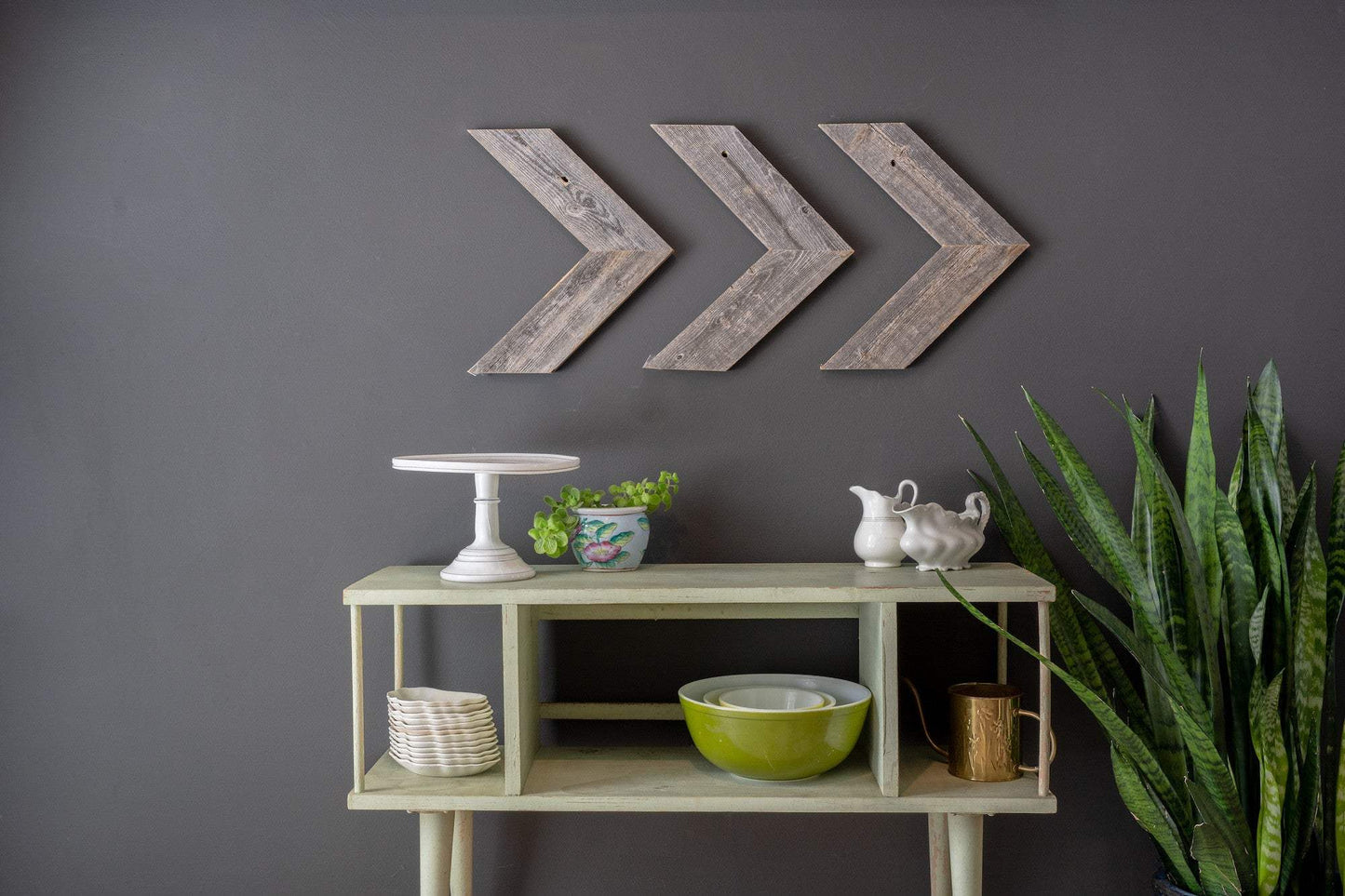 Set Of 3 Rustic Weathered Grey Wood Chevron Arrow - Homeroots - Flyclothing LLC