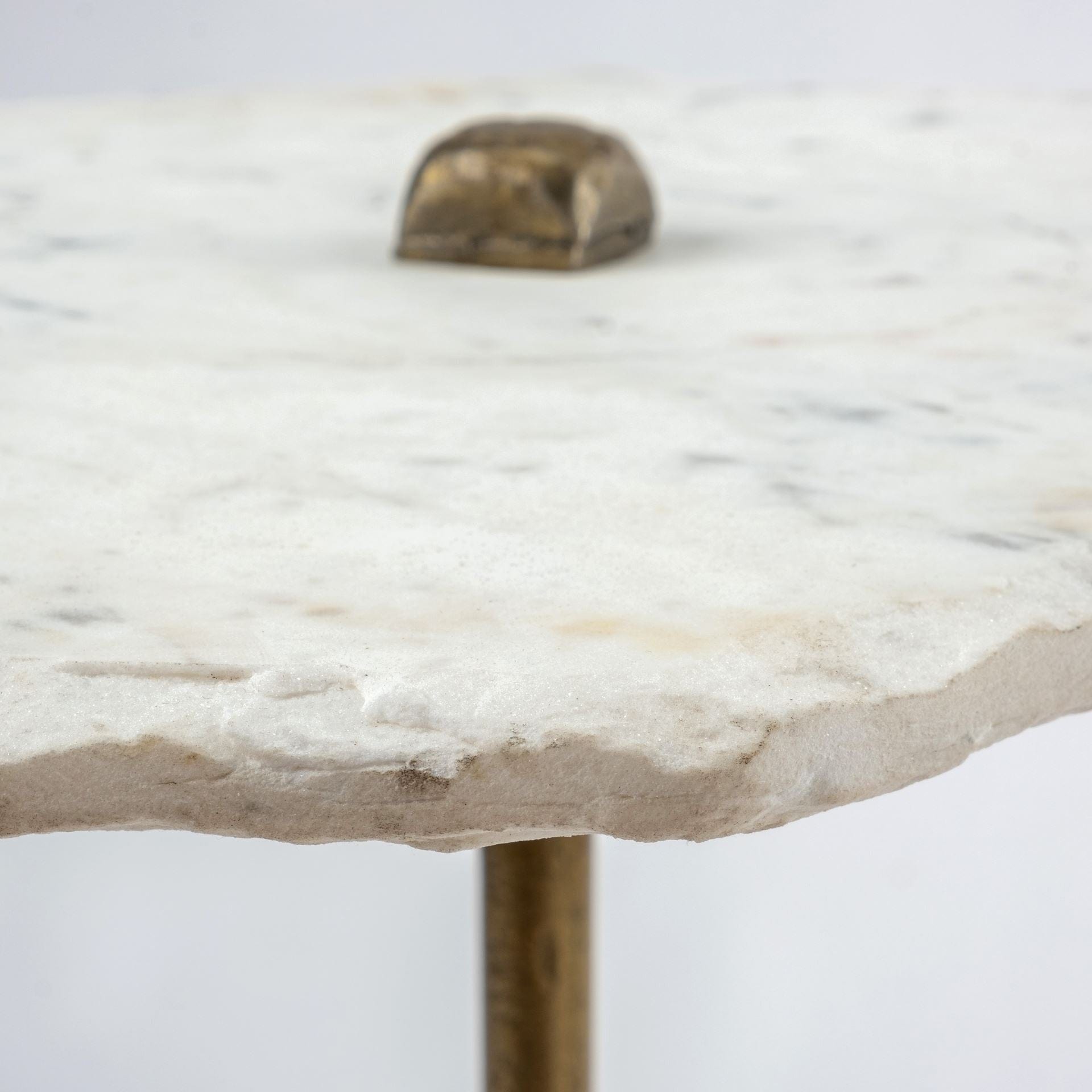 23" Gold And White Marble End Table - Homeroots - Flyclothing LLC