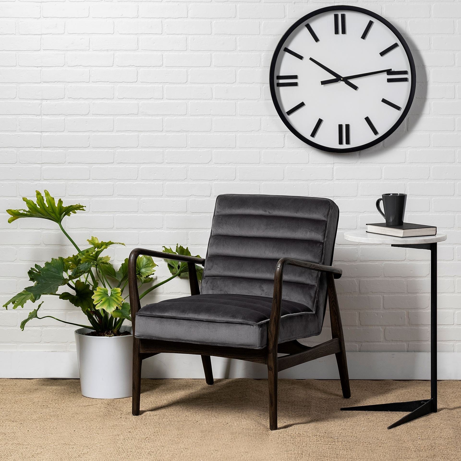 27" Black And White Marble Round End Table - Homeroots - Flyclothing LLC