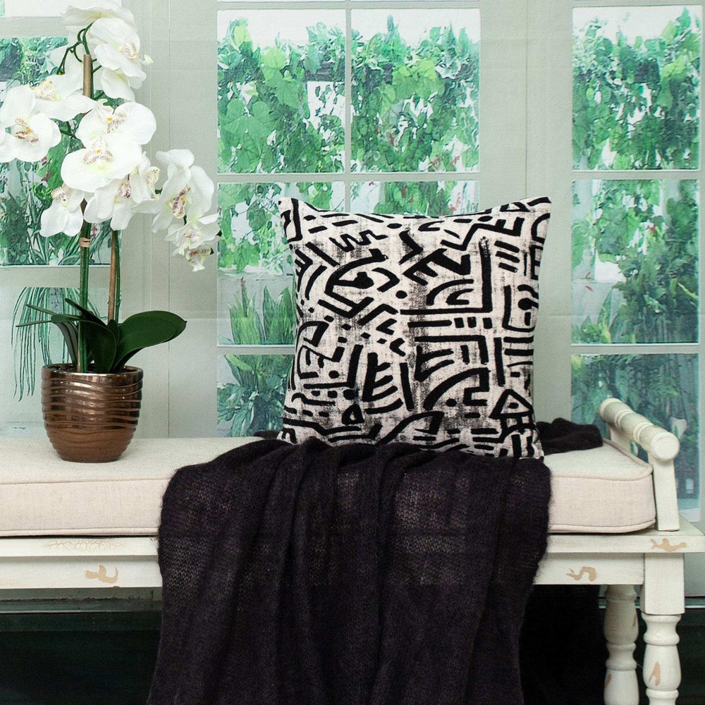 Black And White Abstract Velvet Throw Pillow - Homeroots - Flyclothing LLC