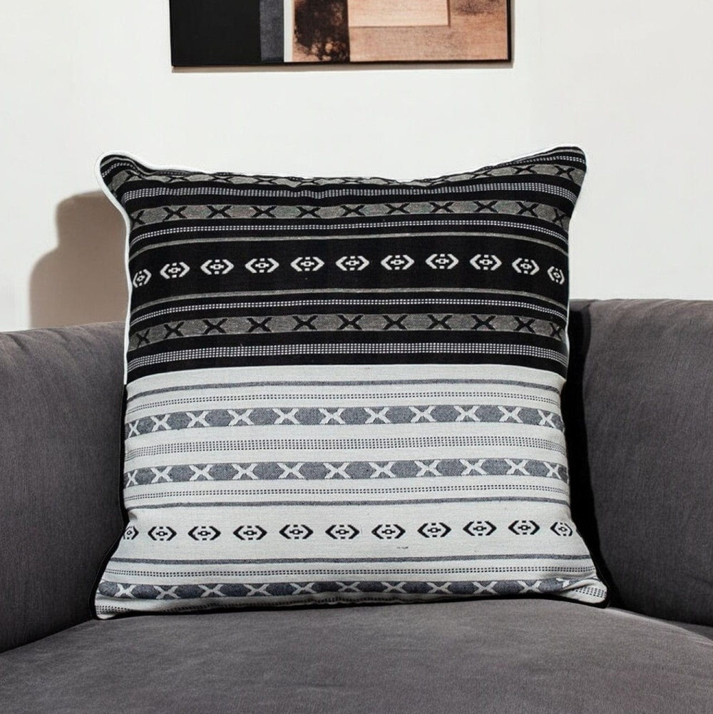 Black And White Abstract Accent Pillow - Homeroots
