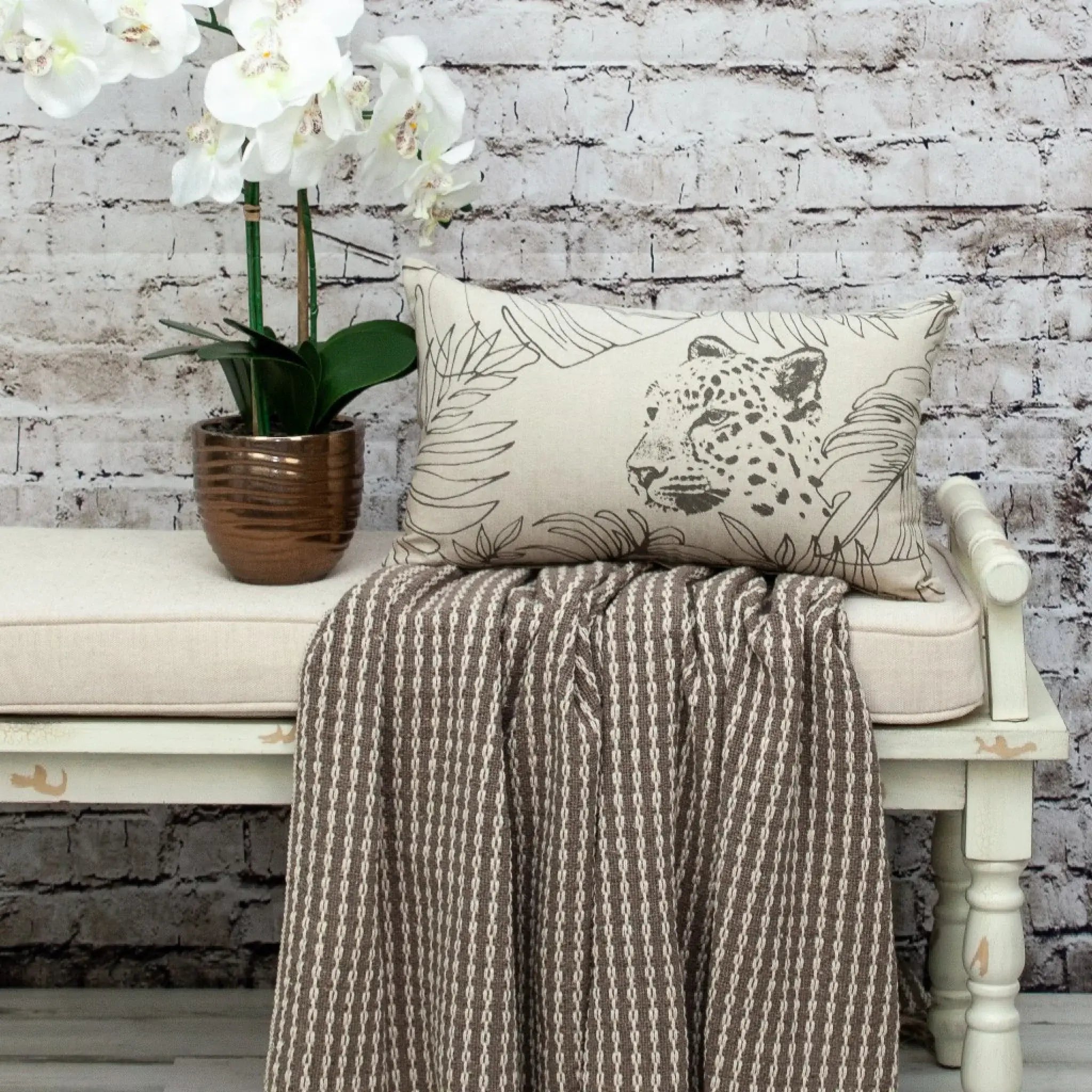 Jaguar Silhoutte Lumbar Throw Pillow - Homeroots - Flyclothing LLC