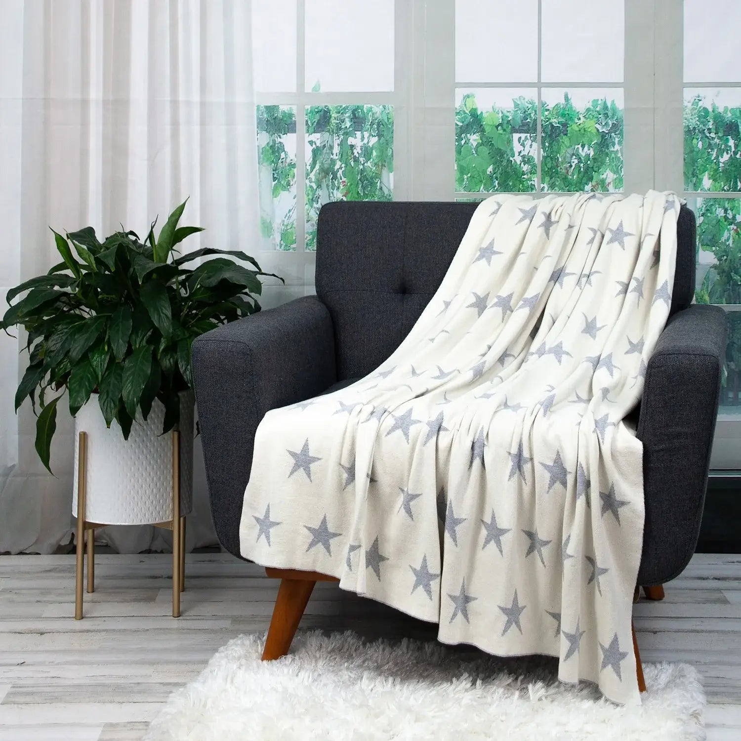 Gray And White Stars Knitted Throw Blanket - Homeroots - Flyclothing LLC
