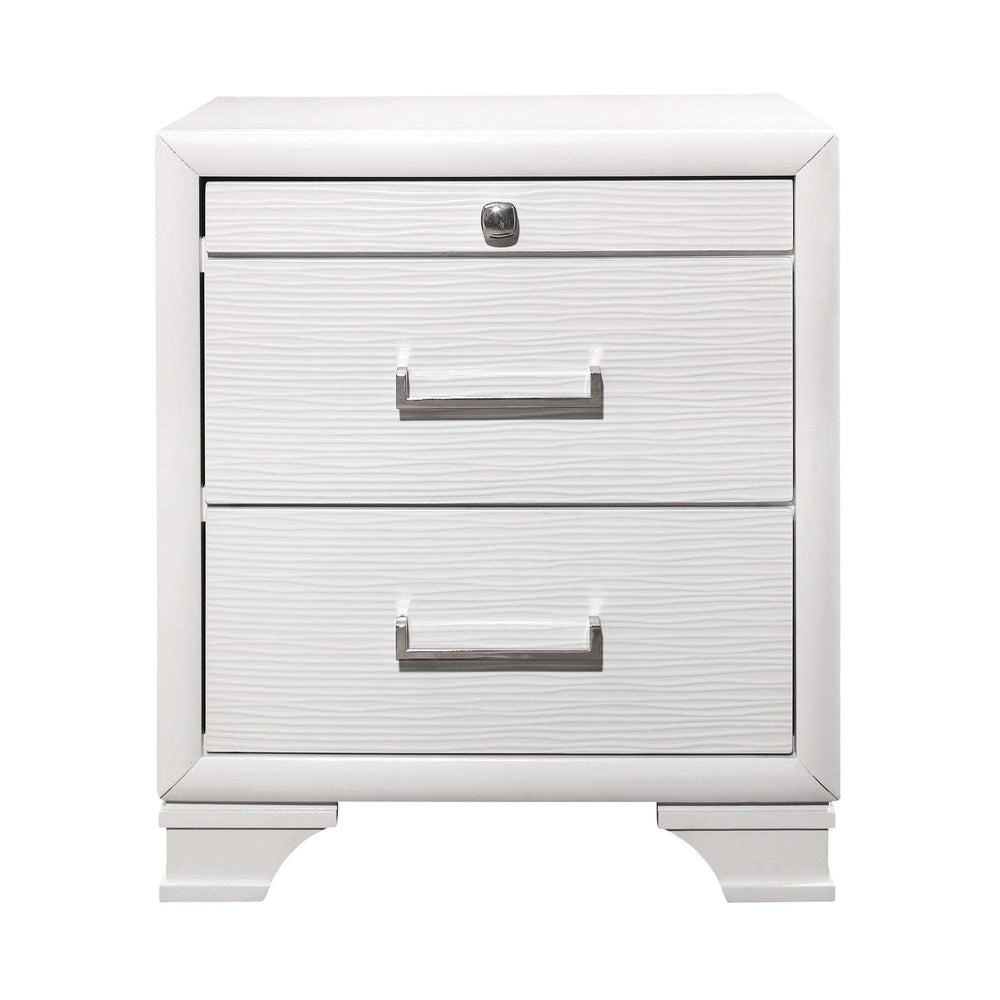 White Nightstand With 3 Drawers - Homeroots - Flyclothing LLC