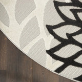 4' Round Black And White Round Floral Indoor Outdoor Area Rug - Homeroots - Flyclothing LLC