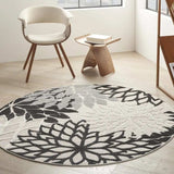 5' Round Black And White Round Floral Indoor Outdoor Area Rug - Homeroots - Flyclothing LLC