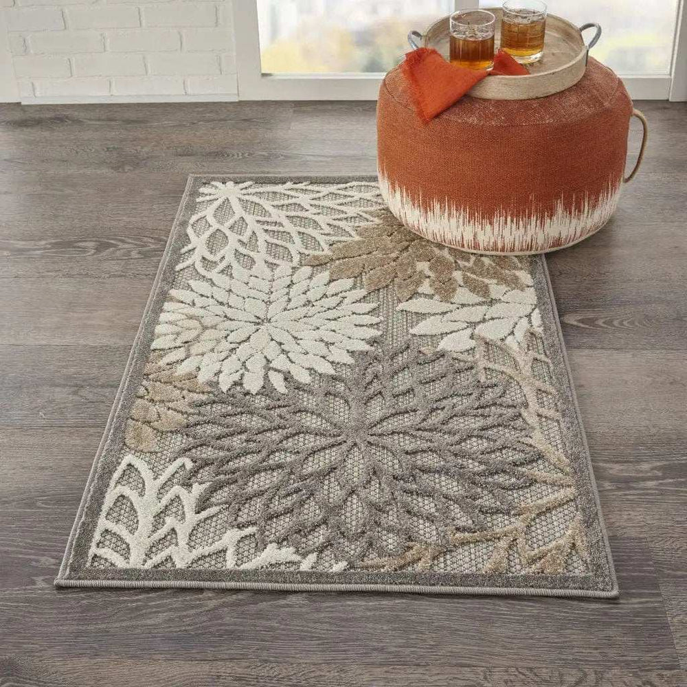 3' X 4' Gray And Ivory Floral Indoor Outdoor Area Rug - Homeroots - Flyclothing LLC