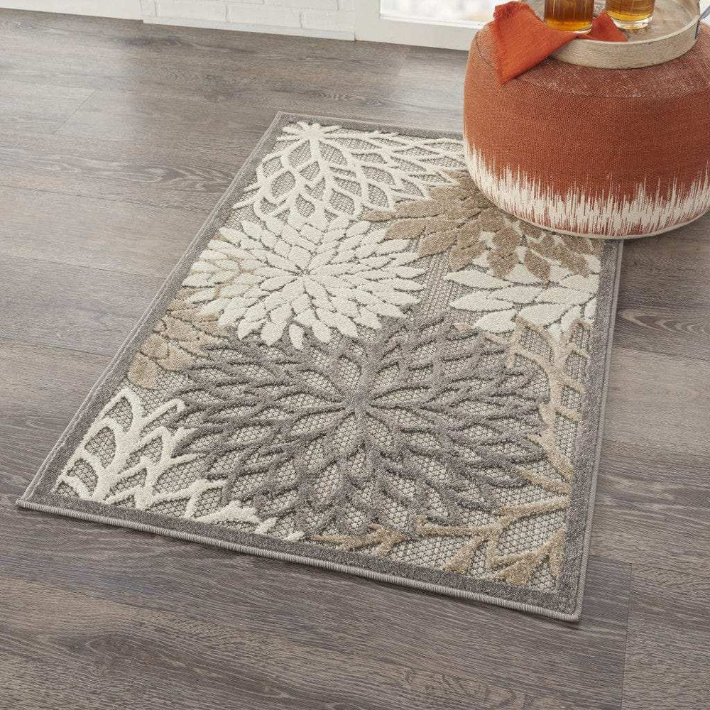 3' X 4' Gray And Ivory Floral Indoor Outdoor Area Rug - Homeroots - Flyclothing LLC
