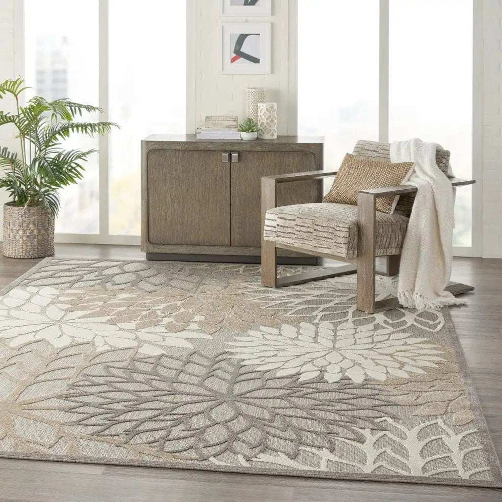 8' X 11' Gray And Ivory Floral Indoor Outdoor Area Rug - Homeroots - Flyclothing LLC
