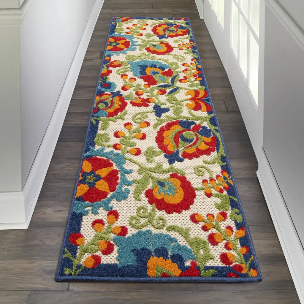 2' X 6' Green And Ivory Floral Indoor Outdoor Area Rug - Homeroots - Flyclothing LLC