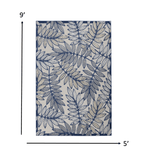 4' X 6' Ivory And Blue Floral Indoor Outdoor Area Rug - Homeroots