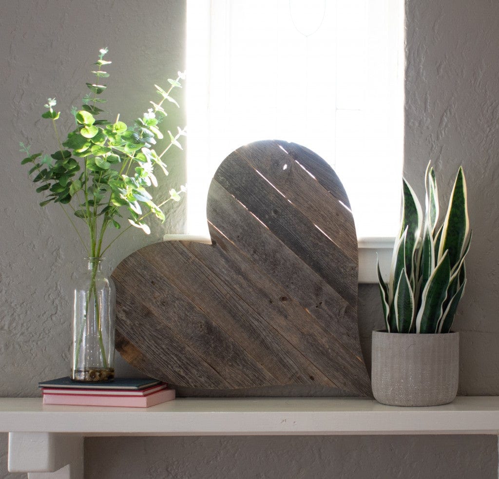 18" Weathered Gray Reclaimed Wood Heart Wall Decor - Homeroots