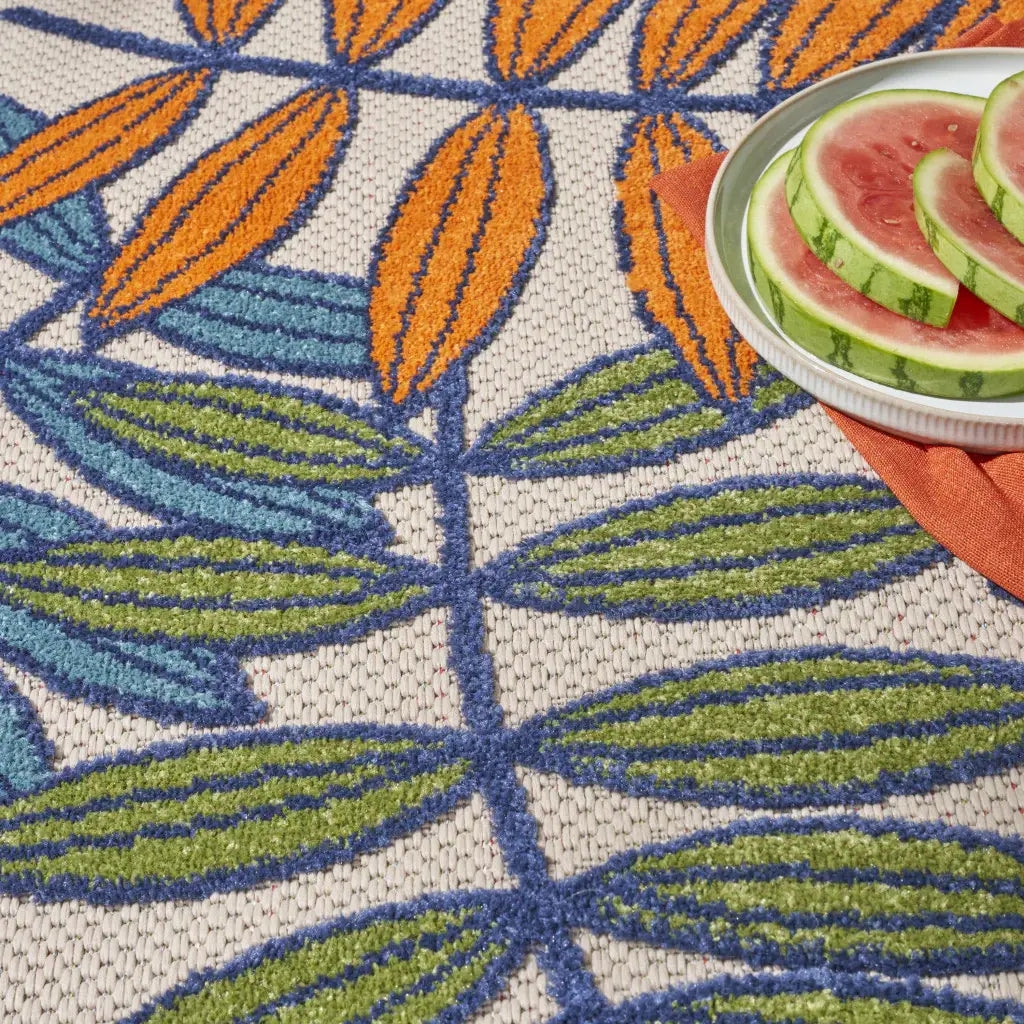 4' Round Ivory And Blue Round Floral Indoor Outdoor Area Rug - Homeroots - Flyclothing LLC