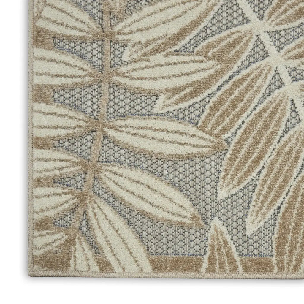 5' X 8' Gray And Ivory Floral Indoor Outdoor Area Rug - Homeroots - Flyclothing LLC