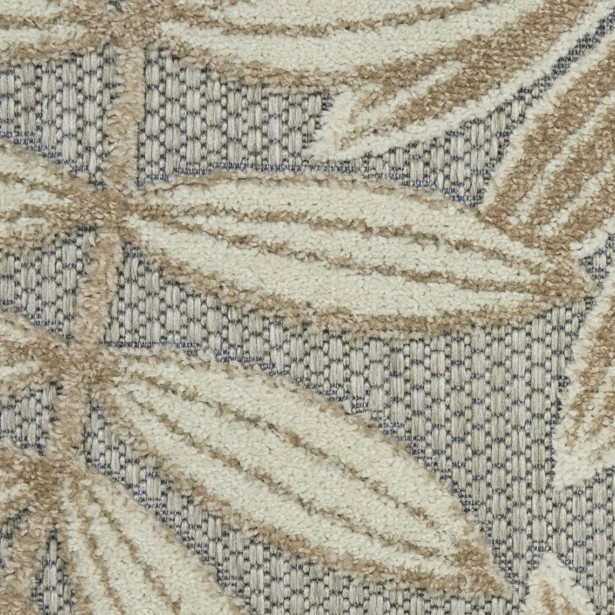 6' X 9' Gray And Ivory Floral Stain Resistant Indoor Outdoor Area Rug - Homeroots - Flyclothing LLC