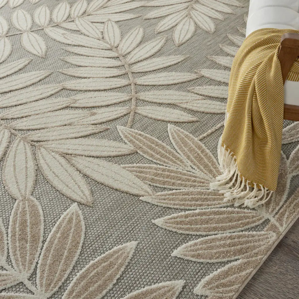 8' X 11' Gray And Ivory Floral Indoor Outdoor Area Rug - Homeroots - Flyclothing LLC