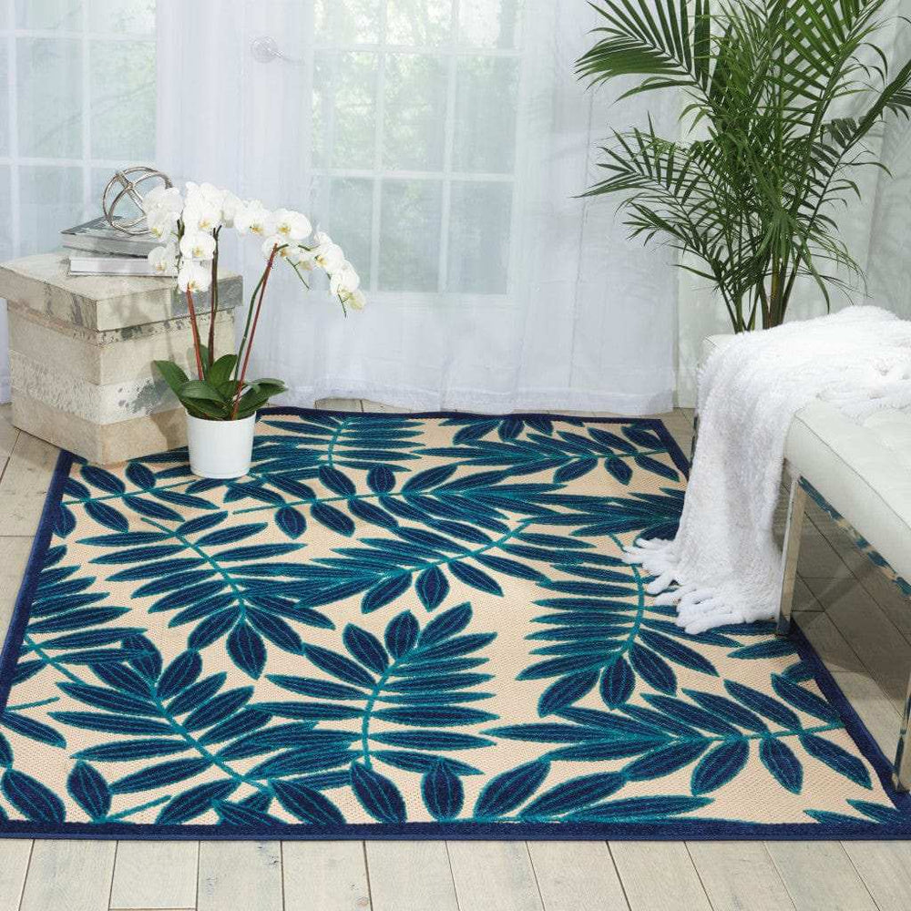 5' X 8' Blue And Ivory Floral Indoor Outdoor Area Rug - Homeroots - Flyclothing LLC