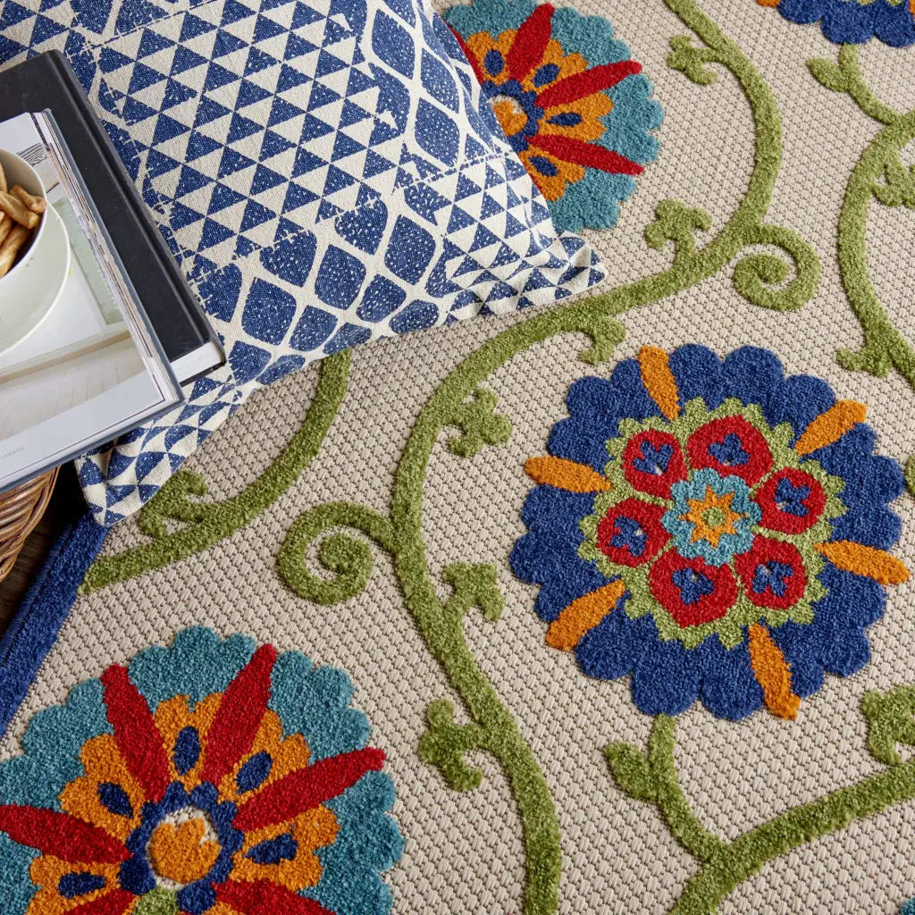 6' X 9' Ivory And Blue Floral Indoor Outdoor Area Rug - Homeroots - Flyclothing LLC