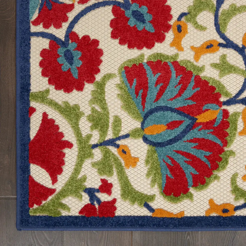 4' X 6' Red And Ivory Floral Indoor Outdoor Area Rug - Homeroots - Flyclothing LLC