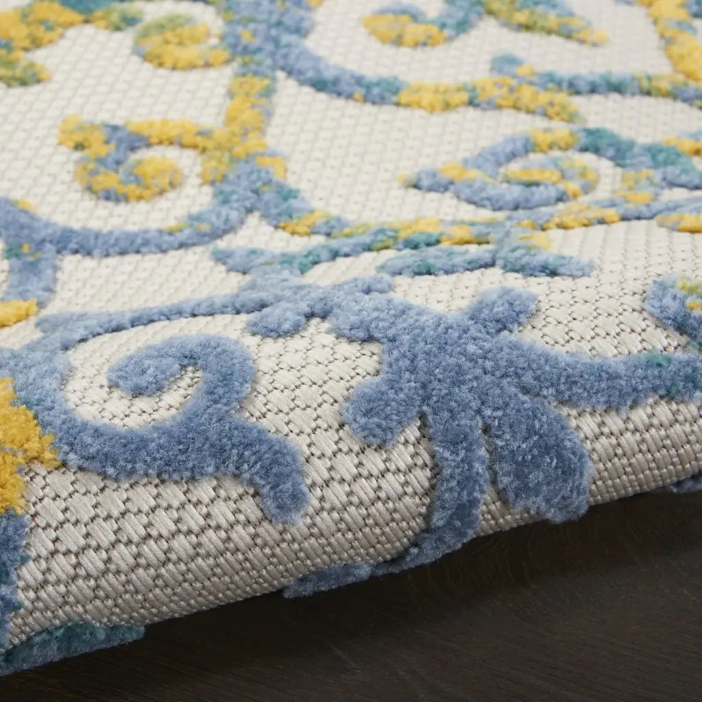 4' Round Ivory And Blue Round Floral Indoor Outdoor Area Rug - Homeroots - Flyclothing LLC