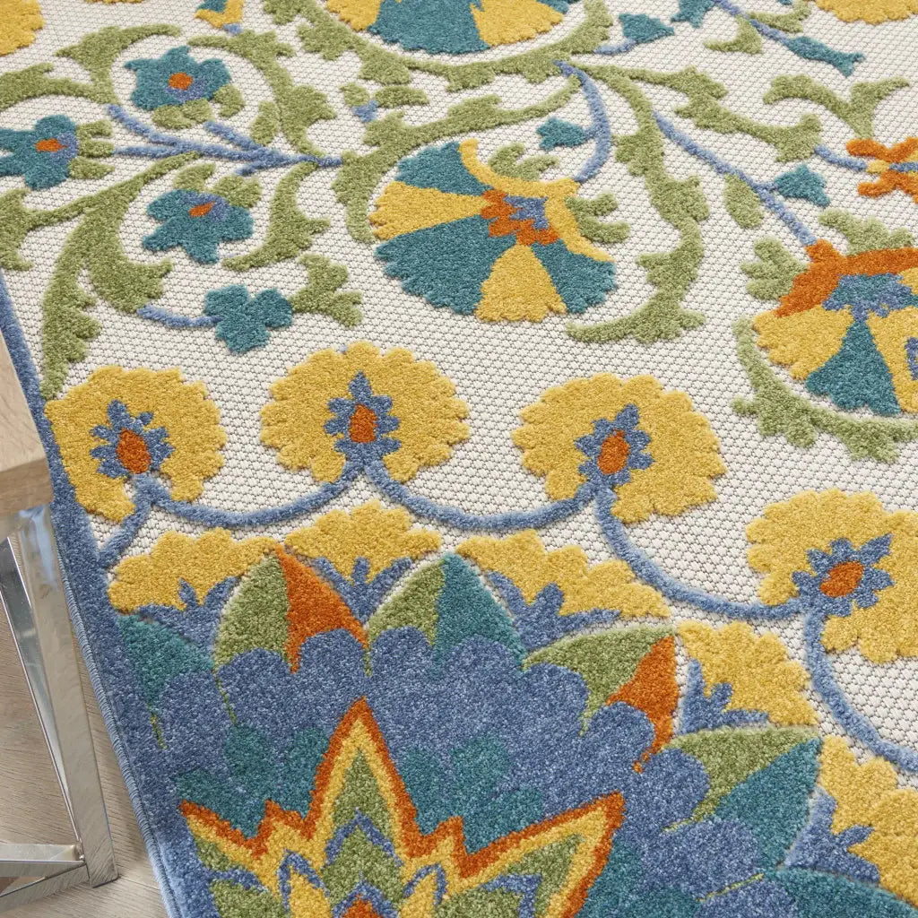 6' X 9' Ivory And Blue Floral Stain Resistant Indoor Outdoor Area Rug - Homeroots - Flyclothing LLC