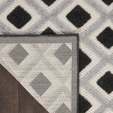 4' X 6' Black And White Geometric Indoor Outdoor Area Rug - Homeroots