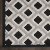 4' X 6' Black And White Geometric Indoor Outdoor Area Rug - Homeroots