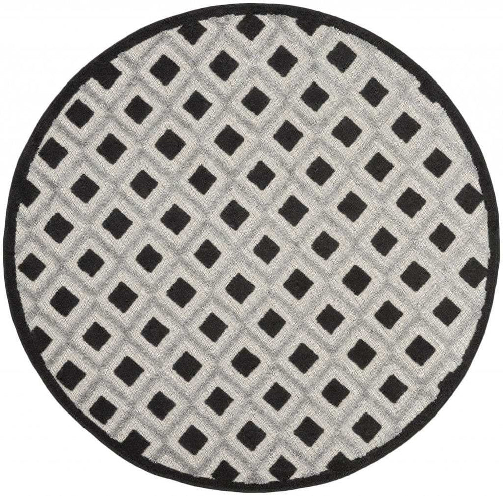 4' Round Black And White Round Geometric Indoor Outdoor Area Rug - Homeroots