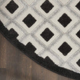 4' Round Black And White Round Geometric Indoor Outdoor Area Rug - Homeroots - Flyclothing LLC