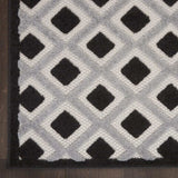 7' X 10' Black And White Geometric Indoor Outdoor Area Rug - Homeroots