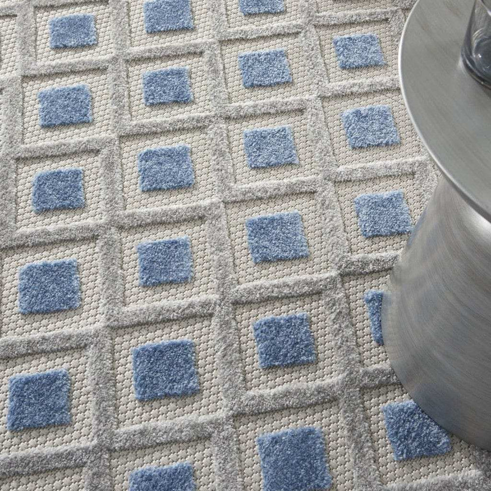 4' Round Blue And Gray Round Geometric Indoor Outdoor Area Rug - Homeroots - Flyclothing LLC