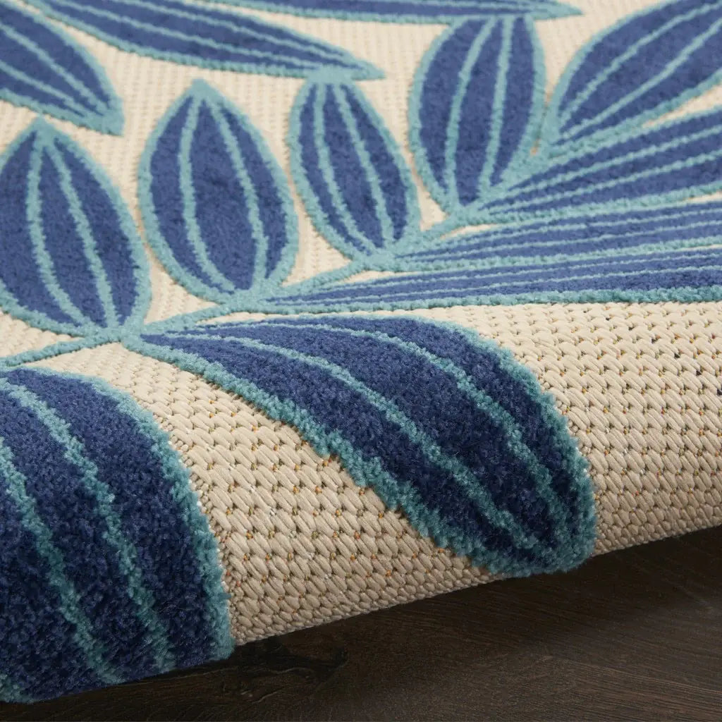 6' X 9' Blue And Ivory Floral Stain Resistant Indoor Outdoor Area Rug - Homeroots - Flyclothing LLC