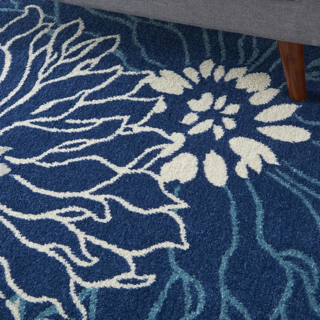 4' X 6' Blue And Ivory Floral Power Loom Area Rug - Homeroots - Flyclothing LLC